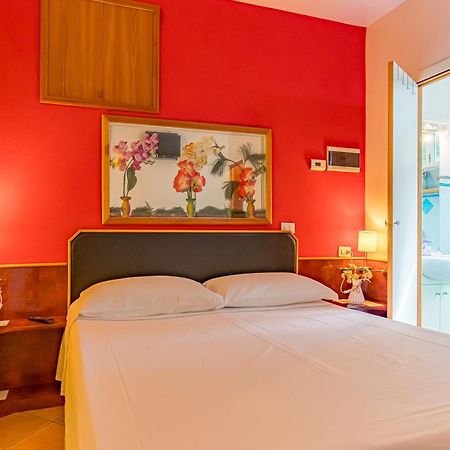 Residence Paolino Tavernerio ภายนอก รูปภาพ