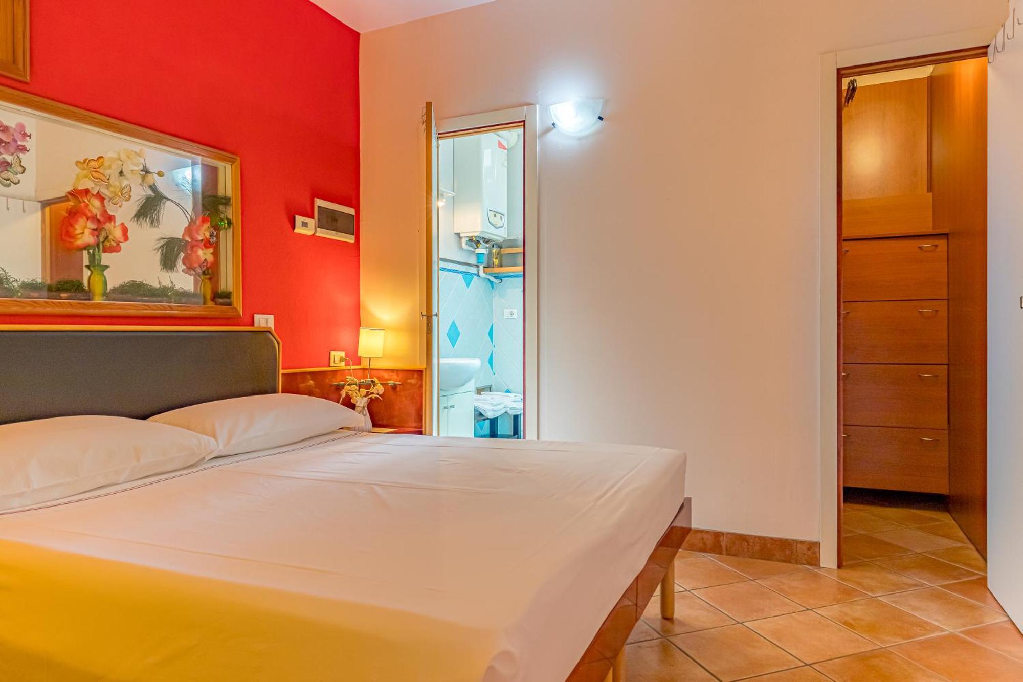 Residence Paolino Tavernerio ภายนอก รูปภาพ