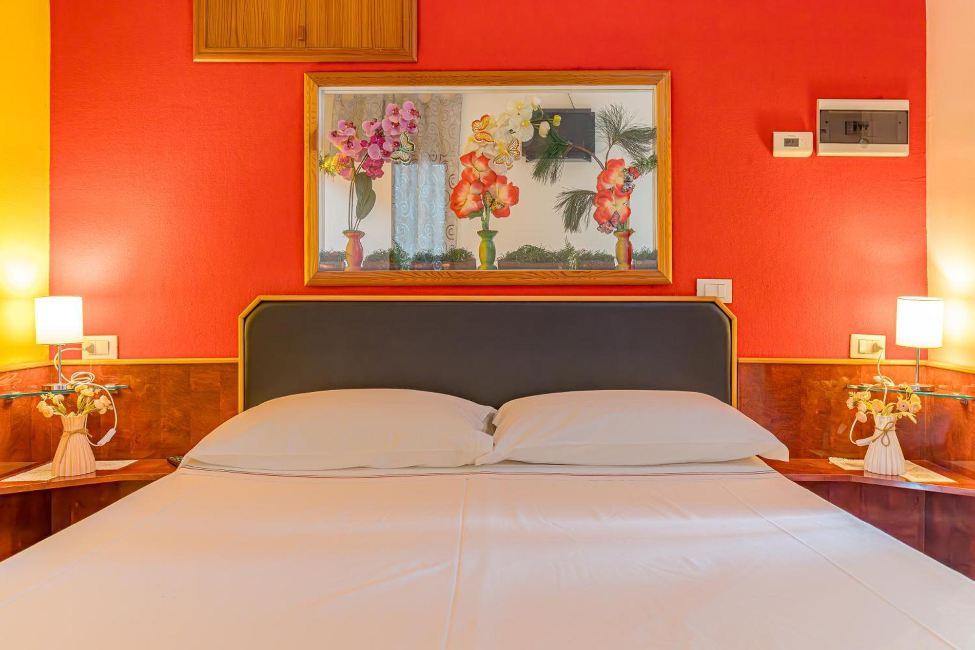 Residence Paolino Tavernerio ภายนอก รูปภาพ